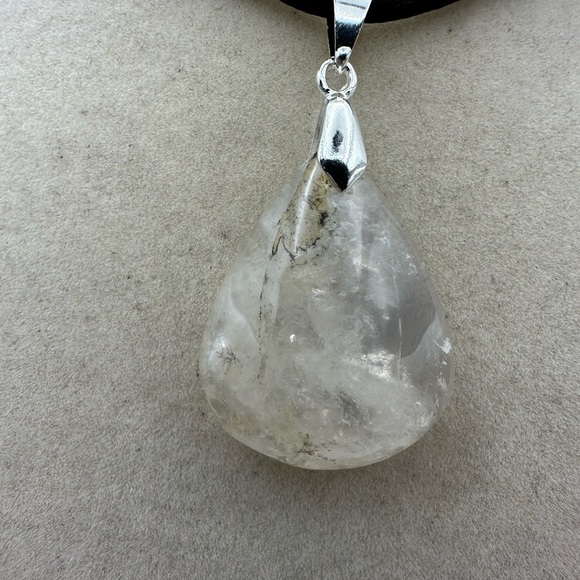 Dendritic Quartz Teardrop Pendant Necklace on Black Satin Tope - Picture 4 of 8
